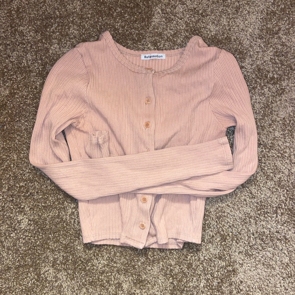 dusty pink reformation long-sleeve crop top with buttons